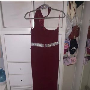 Brand New Windsor Burgundy Gown Embellished Sz M